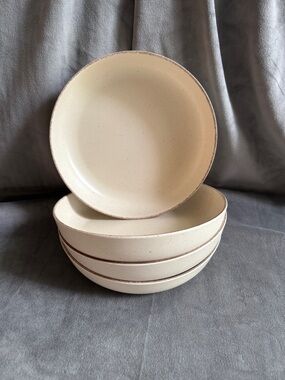 The Farmhouse Cream Speckled Plate Bowls